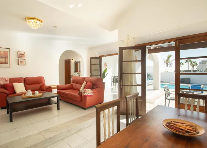 Leonor By Villalia Villa Puerto del Carmen (Lanzarote)