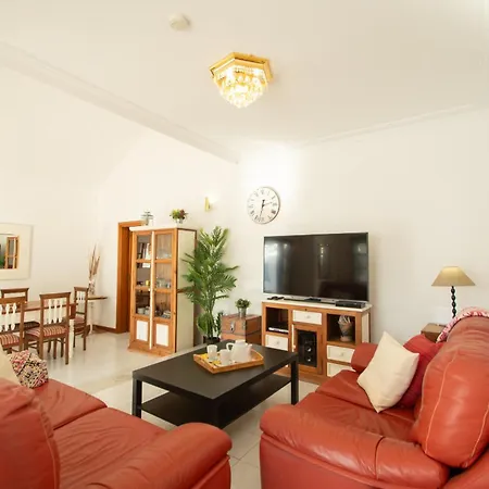 فيلة Leonor By Villalia بويرتو ذيل كارمين