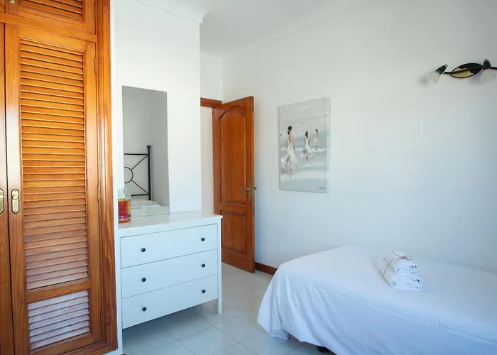 Leonor By Villalia فيلة بويرتو ذيل كارمين