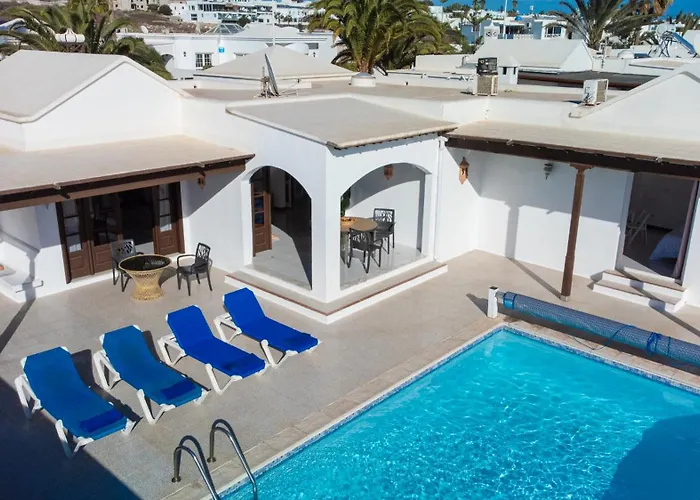 Leonor By Villalia * بويرتو ذيل كارمين